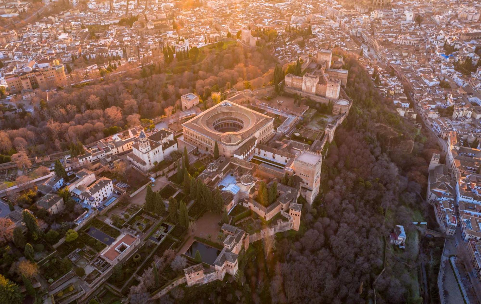Alhambra Palace Hotel — Fotos 3
